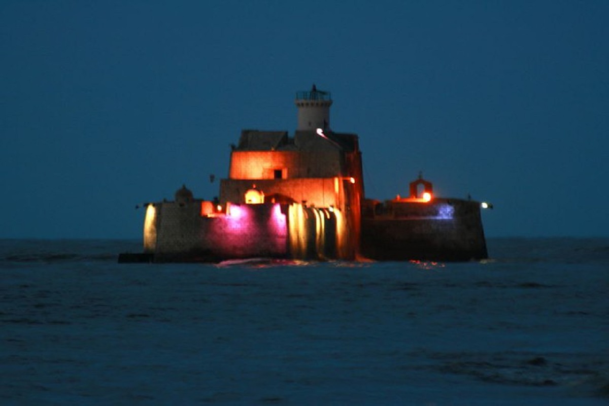 Cab from Somnath to Diu