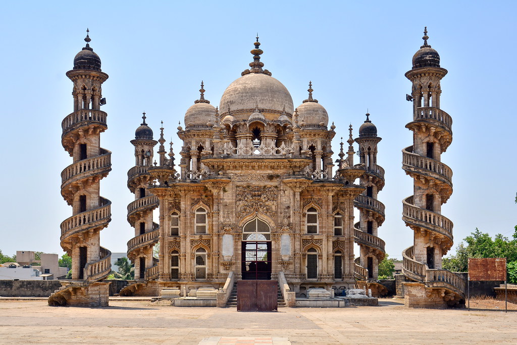 Somnath Rajkot Taxi booking service
